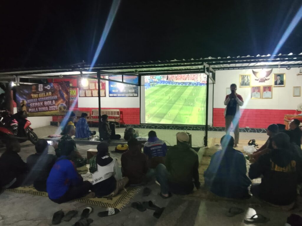 Kodim Wonogiri Gelar Nobar Piala Dunia Di 16 Titik, Warga Begitu Antusias    