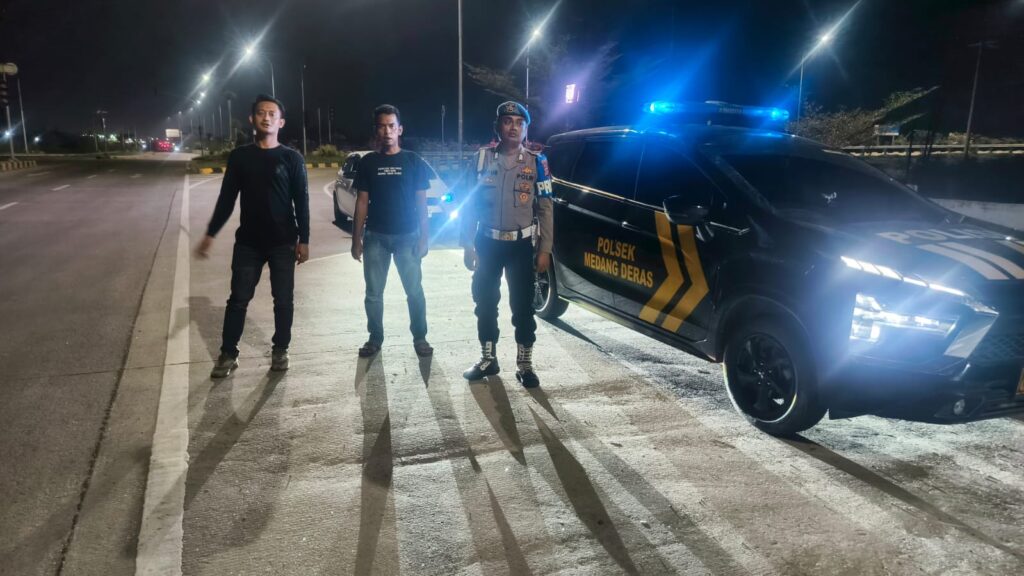 Polsek Medang Deras Laksanakan Patroli Subuh, Jaga Keamanan dan Cegah Balap Liar   