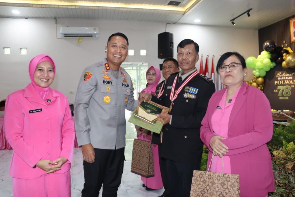 Acara Syukuran Hari Jadi Polwan Ke 78 dan Pelepasan Purna Bakti Polres Batu Bara
