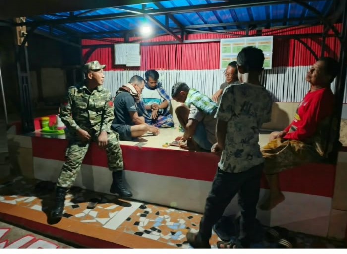 Patroli Malam, Babinsa Jaga Keamanan dan Kondusivitas Wilayah   