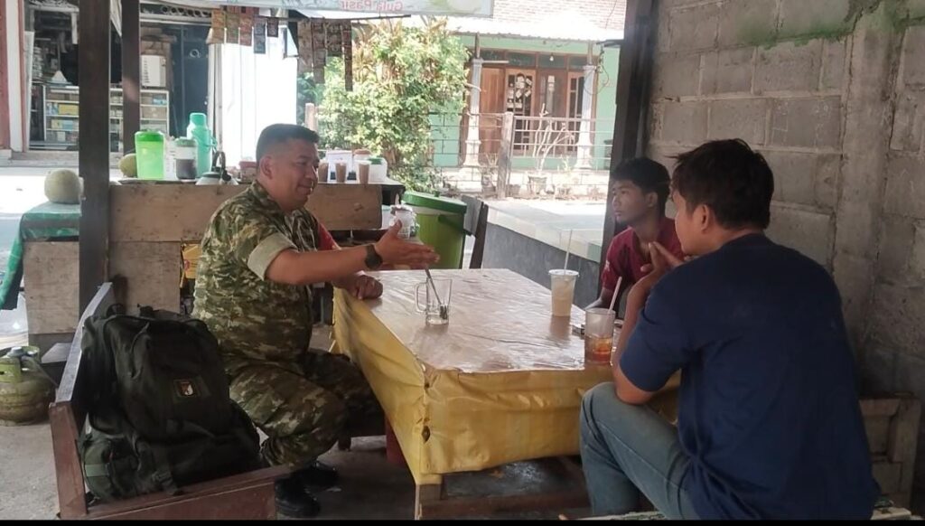 BABINSA NGEMPLAK KOBARKAN SEMANGAT PEMUDA PANDEYAN, AJAK GENERASI MUDA WUJUDKAN CITA-CITA MENJADI PRAJURIT TNI AD   